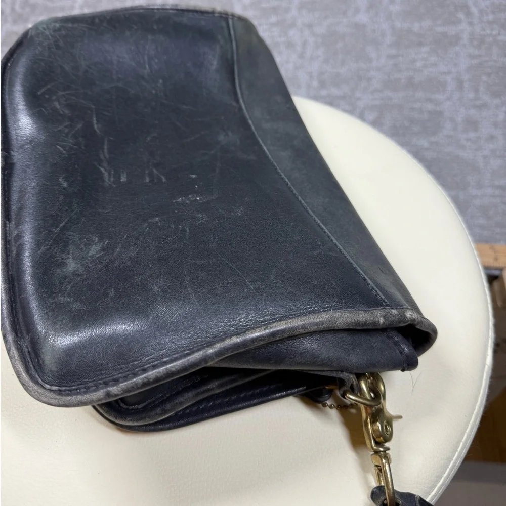 Vintage 70s Rare Coach Penny Pocket Clasp Front Crossbody Leather Purse Bag Y2K - Picture 4 of 11